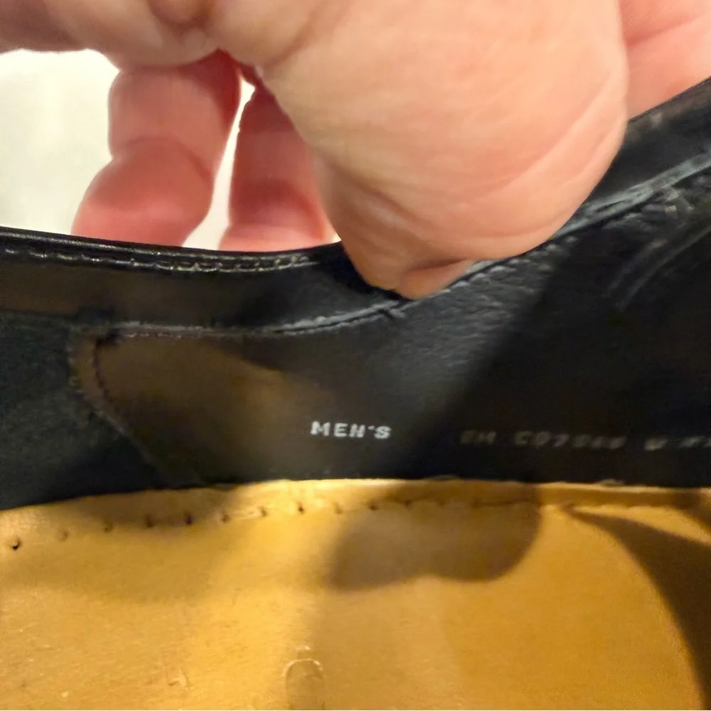 Cole Hann Men’s Modern Classic Oxfords Black Leather Uppers & Soles Size 8M EUC